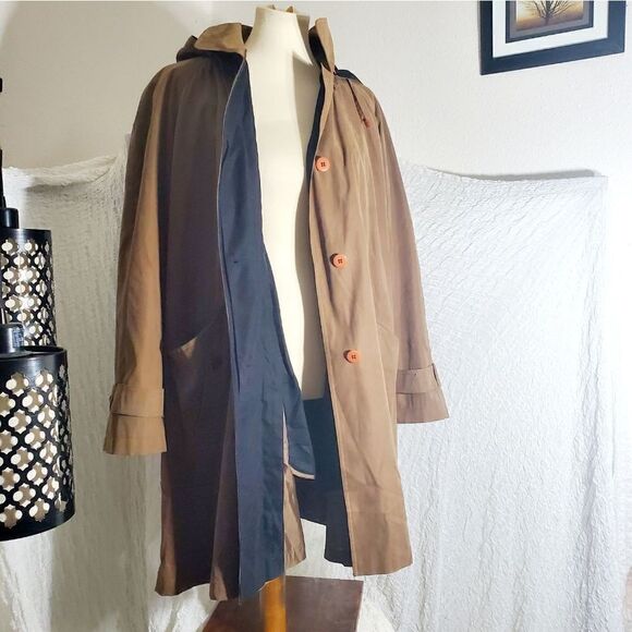 Gallery Classic Tan Trench Coat Size Large - Picture 7 of 12